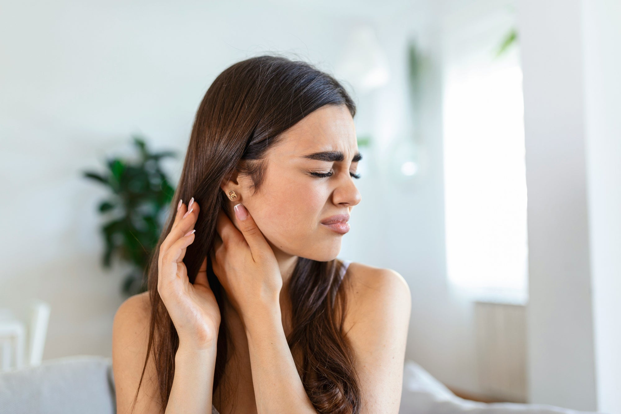 The Hidden Link Between Birth Control, Low Magnesium, and PMS, Headaches, and Sleep Issues